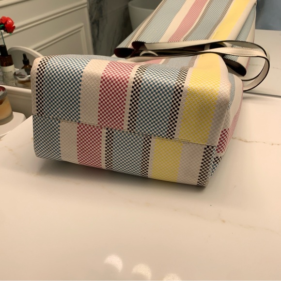 Vince Cammuto Tote Bag - Picture 6 of 9